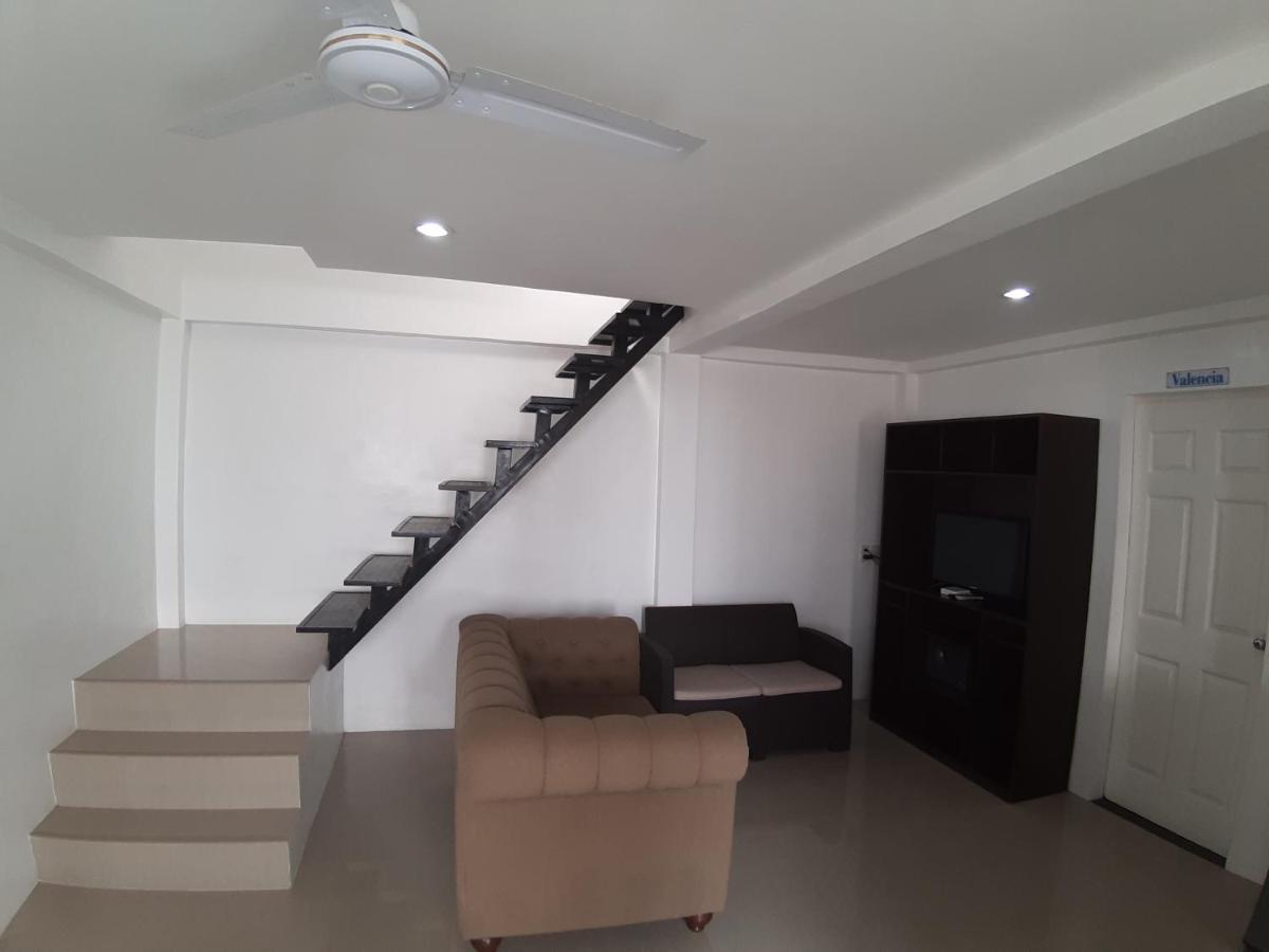 פנגלאו Heartland Hotel Serviced Rooms & Apartments. מראה חיצוני תמונה